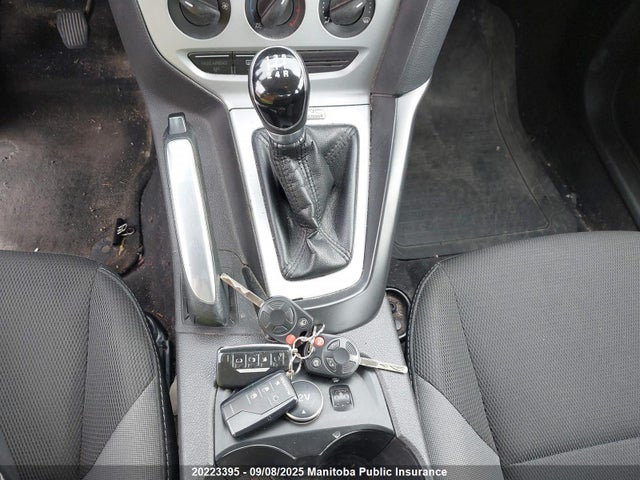 Ford Focus 2014 1FADP3F29EL140700 Image 10