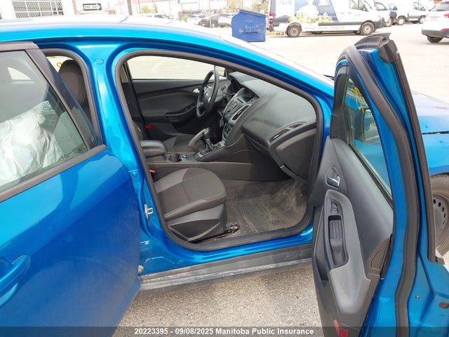 Ford Focus 2014 1FADP3F29EL140700 Image 5