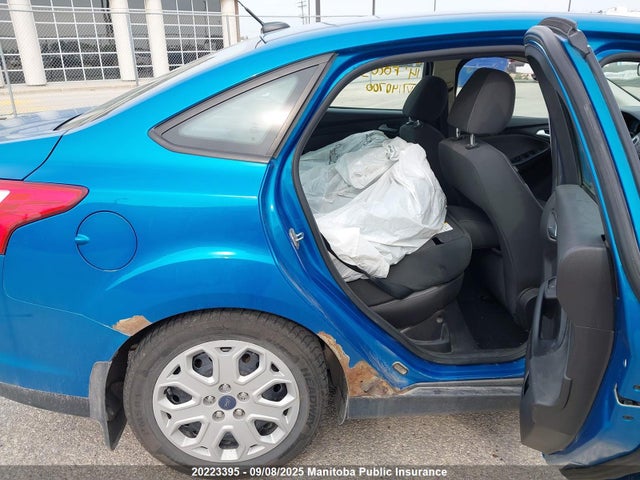 Ford Focus 2014 1FADP3F29EL140700 Image 7