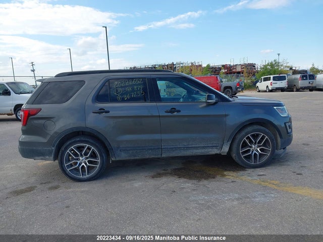 1FM5K8GT5GGB67255 Ford Explorer