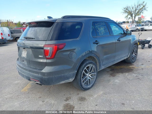 1FM5K8GT5GGB67255 Ford Explorer