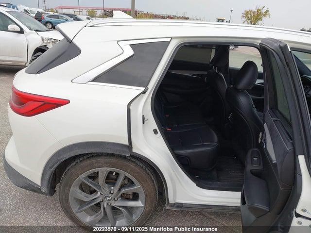 3PCAJ5M35KF127138 Infiniti QX50