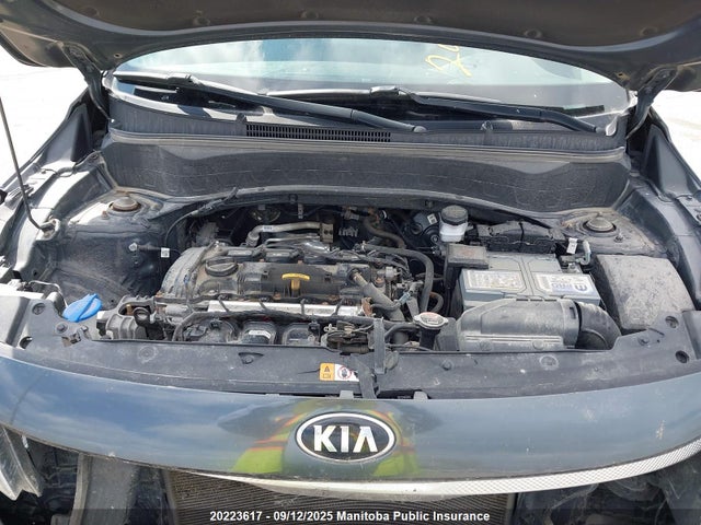 KNDEP2AA1M7119175 KIA nu mpi