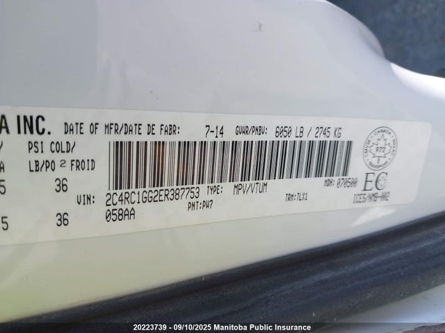 2C4RC1GG2ER387753 Chrysler Town and Country