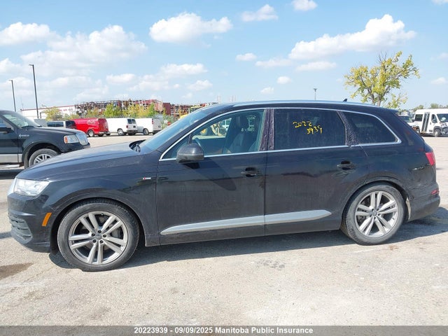 WA1WAAF71HD054410 Audi Q7