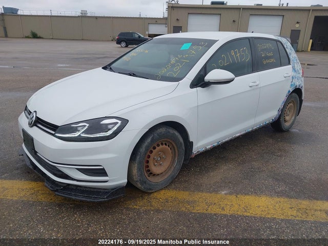 3VWG57AU4MM002392 Volkswagen Golf