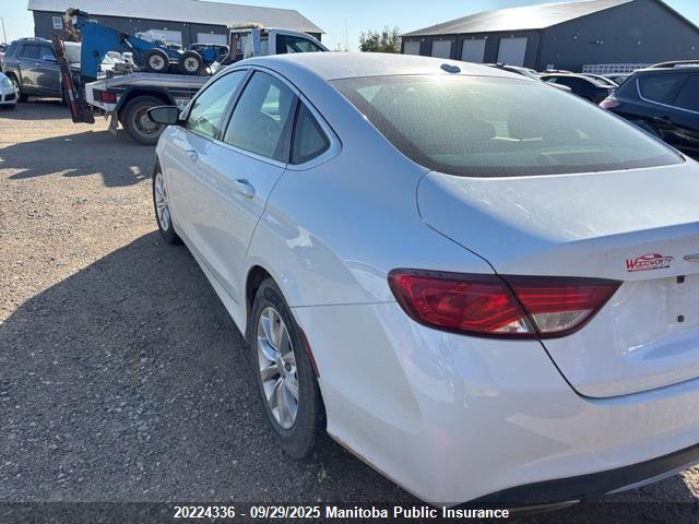 1C3CCCCG7FN573458 Chrysler 2015