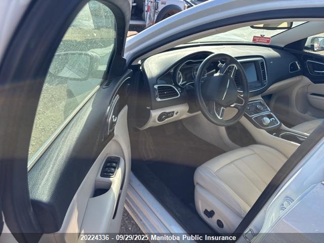 1C3CCCCG7FN573458 Chrysler 2015