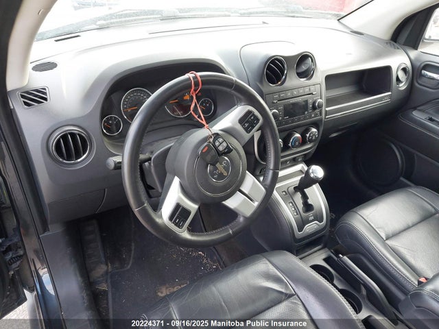 1C4NJDAB8FD392818 Jeep Compass