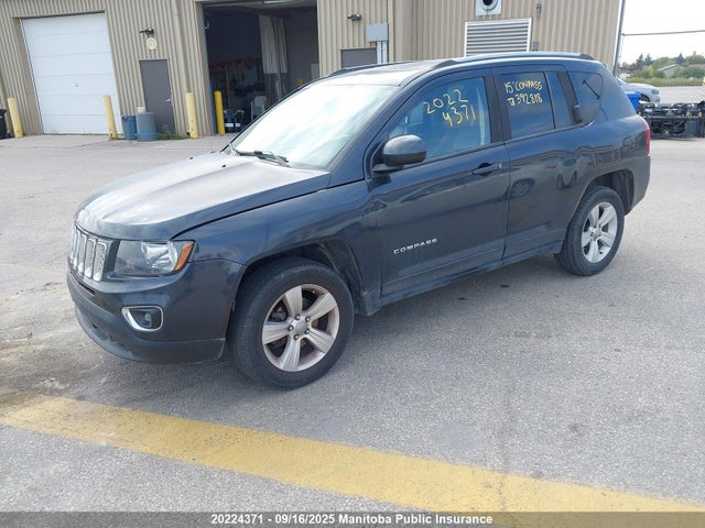 1C4NJDAB8FD392818 Jeep Compass