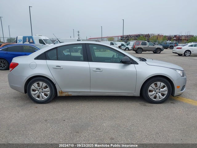 Chevrolet luw 2014 1G1PL5SHXE7105416 Image 13