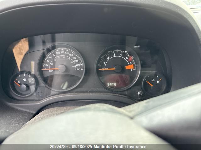 1C4NJRAB8GD588370 Jeep Patriot