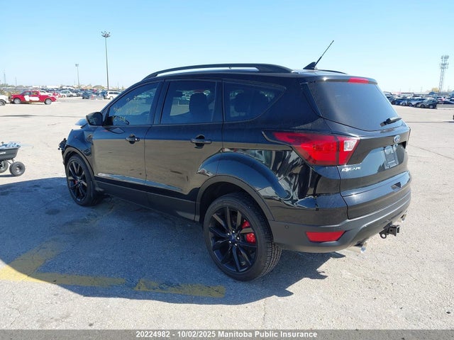 1FMCU9J95KUC13116 Ford 2019