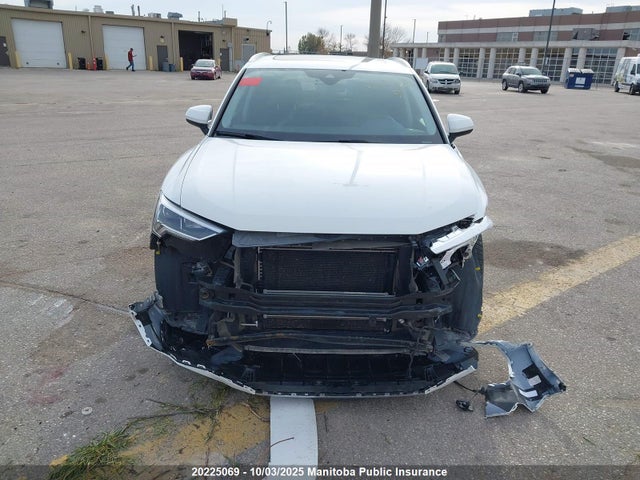 Audi 2020 2020 WA1EECF31L1065877 Image 13