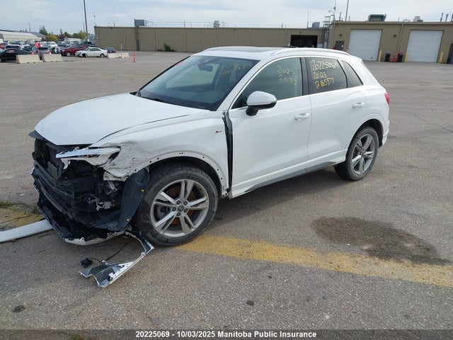 Audi 2020 2020 WA1EECF31L1065877 Image 2