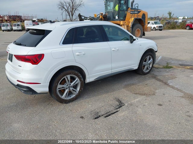 Audi 2020 2020 WA1EECF31L1065877 Image 4