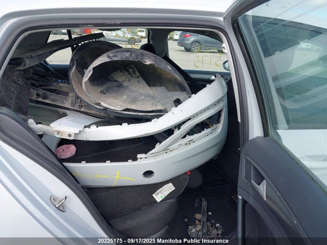 3VWG17AUXJM287736 Volkswagen Golf
