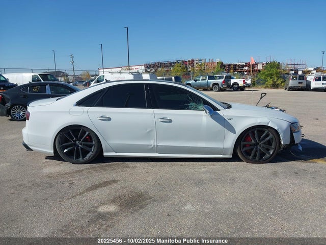 Audi S8 2016 WUAJ5AFD3GN900137 Image 13
