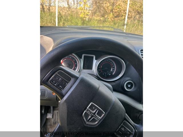 Dodge 2017 2017 3C4PDCABXHT614766 Image 7
