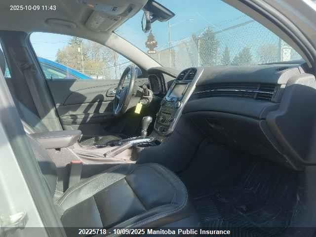 Chevrolet lkw 2014 1G11H5SL4EF206887 Image 5