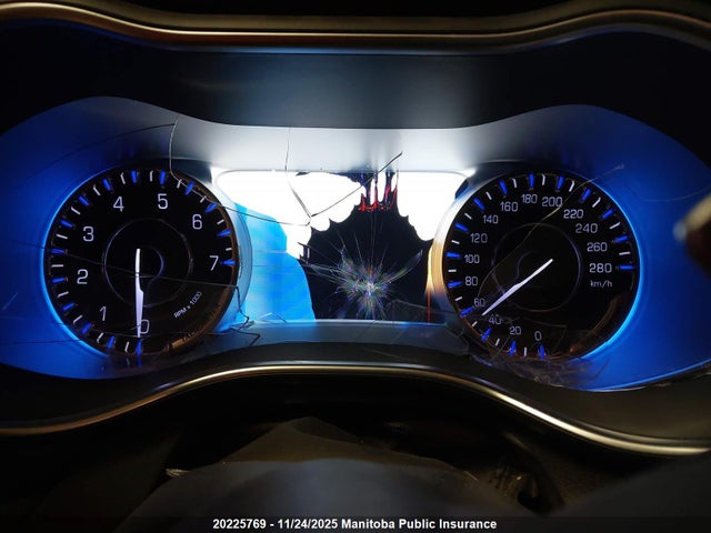 Chrysler 200 C V6 2015 1C3CCCCG9FN598202 Image 18