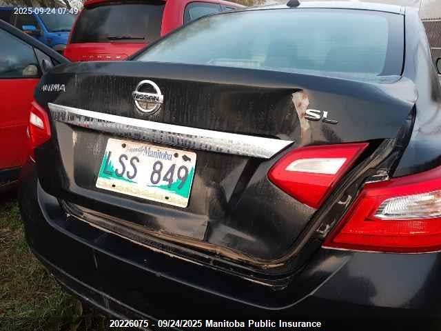 1N4AL3AP1GN346425 Nissan 2016