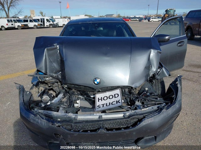 3MW5R7J04N8C68241 BMW 330I