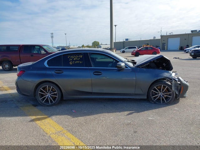 3MW5R7J04N8C68241 BMW 330I