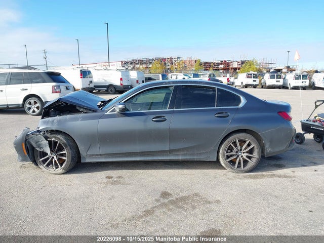3MW5R7J04N8C68241 BMW 330I