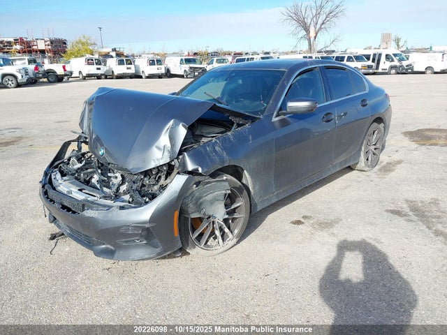 3MW5R7J04N8C68241 BMW 330I