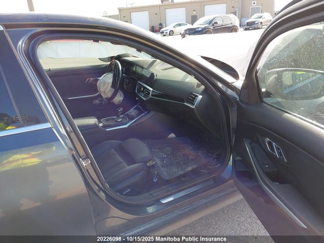 3MW5R7J04N8C68241 BMW 330I