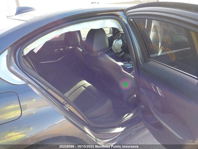 3MW5R7J04N8C68241 BMW 330I