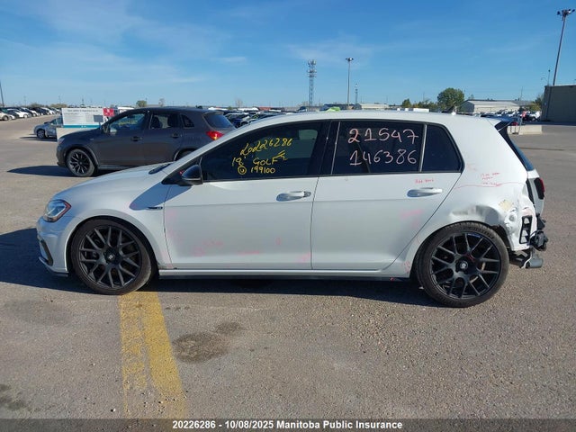 Volkswagen Golf R 2018 WVWVF7AU2JW199100 Image 14