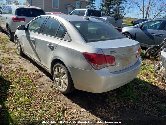 1G1PM5SH8F7106594 Chevrolet luw