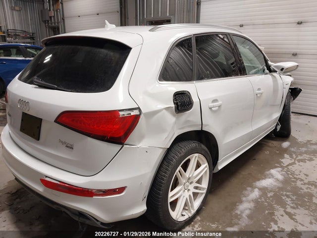 WA1C8CFP6EA083022 Audi Q5 Hybrid