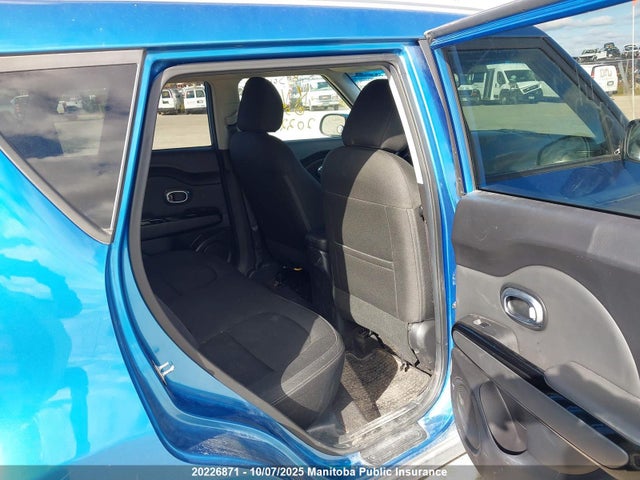 KNDJP3A55J7550749 KIA g