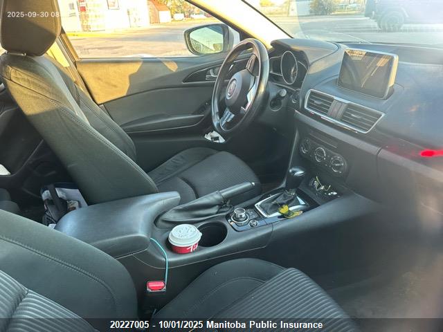 JM1BM1L70E1105070 Mazda pe