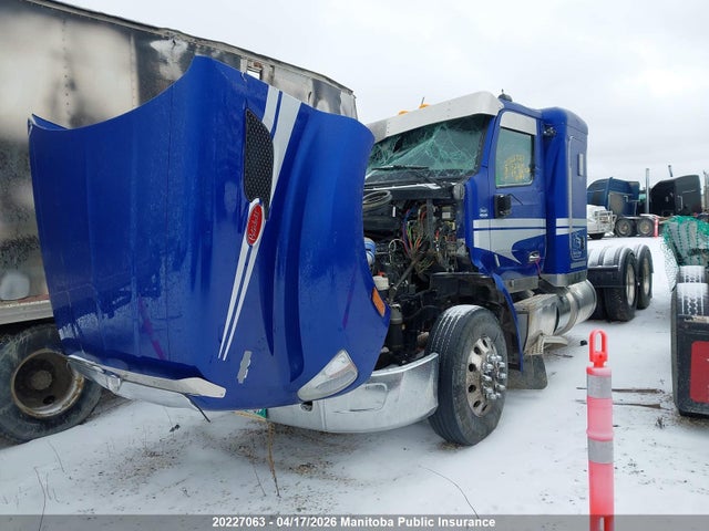 1XPBDP9X3MD752214 Peterbilt 579