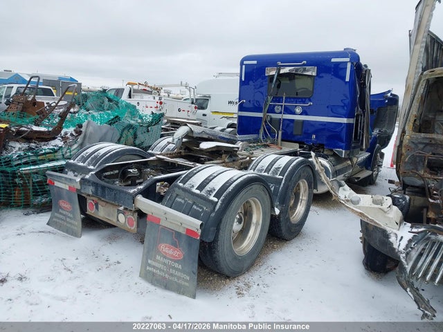 1XPBDP9X3MD752214 Peterbilt 579