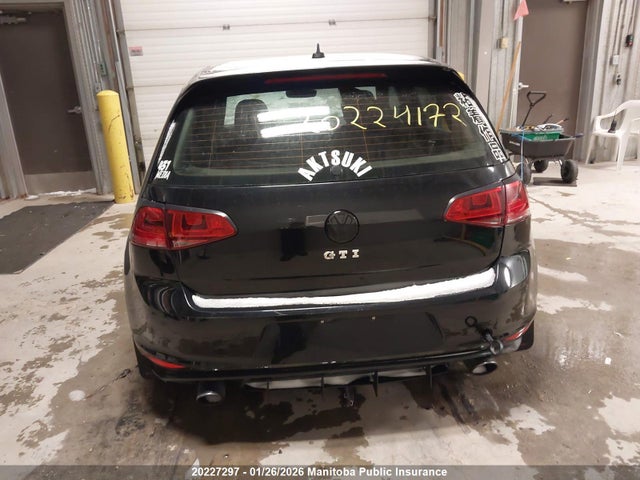 3VW5T7AU5HM000413 Volkswagen GTI S
