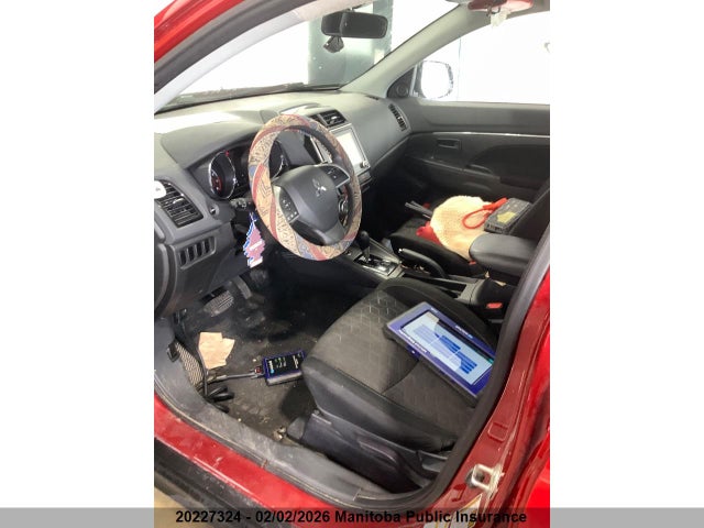 JA4AJUAU7NU602706 Mitsubishi RVR ES