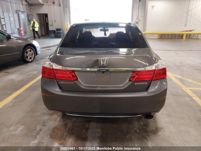 Honda Accord 2014 1HGCR2F98EA806062 Image 16