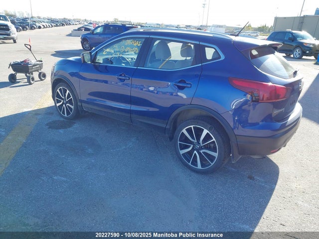 JN1BJ1CRXHW109650 Nissan 2017
