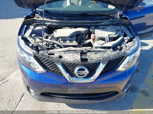 JN1BJ1CRXHW109650 Nissan 2017