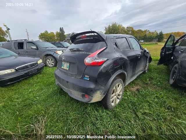 JN8AF5MR0FT512040 Nissan 2015
