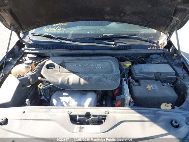 Chrysler 2016 2016 1C3CCCAB8GN103237 Image 10