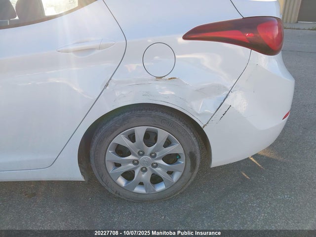 Hyundai dohc mpi nu 2016 5NPDH4AE3GH767334 Image 16