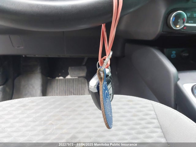 1FMCU0EZ6NUA77542 Ford hev/phev
