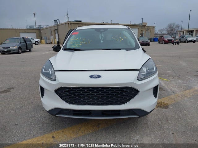 1FMCU0EZ6NUA77542 Ford hev/phev