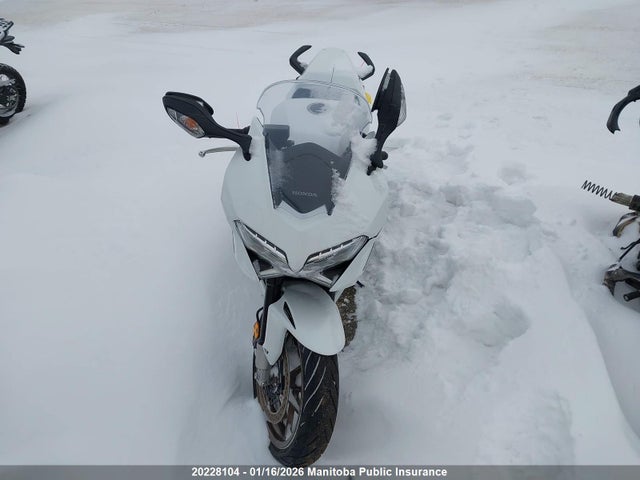 JH2RC7925FK100093 Honda Vfr800f Interceptor